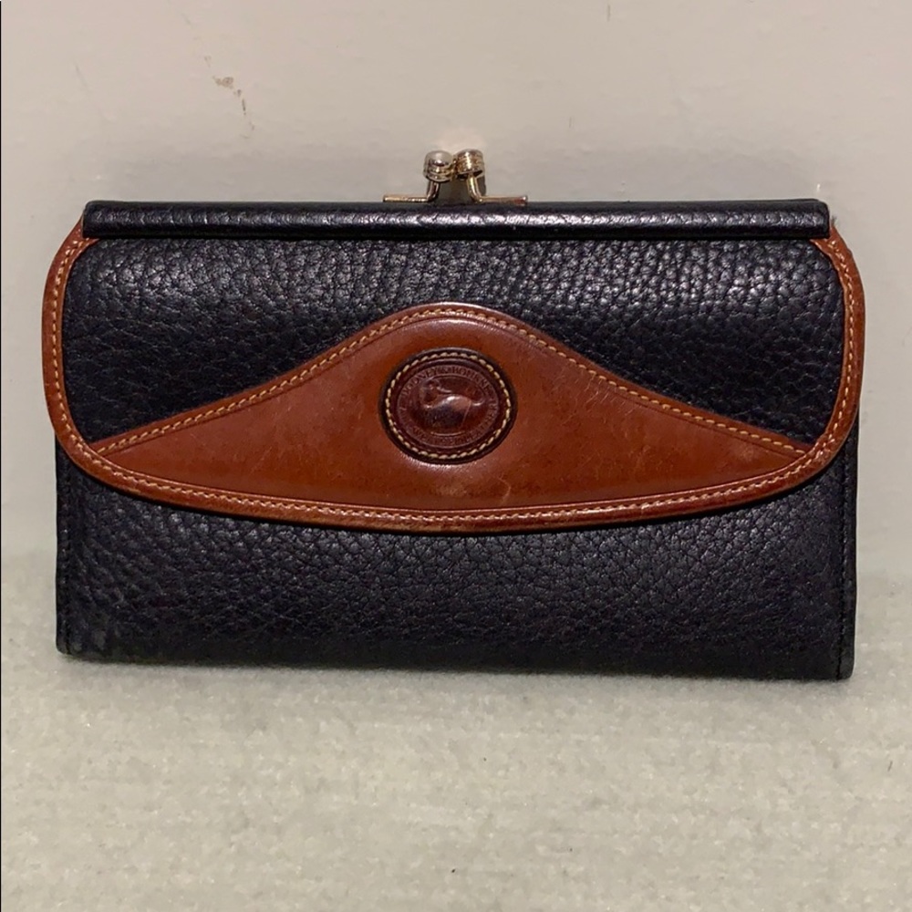 Vintage Dooney & Bourke Clutch Leather Wallet